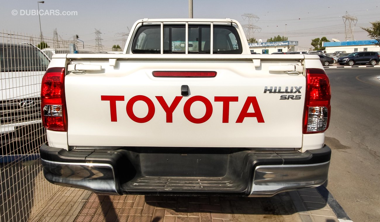 Toyota Hilux SR5