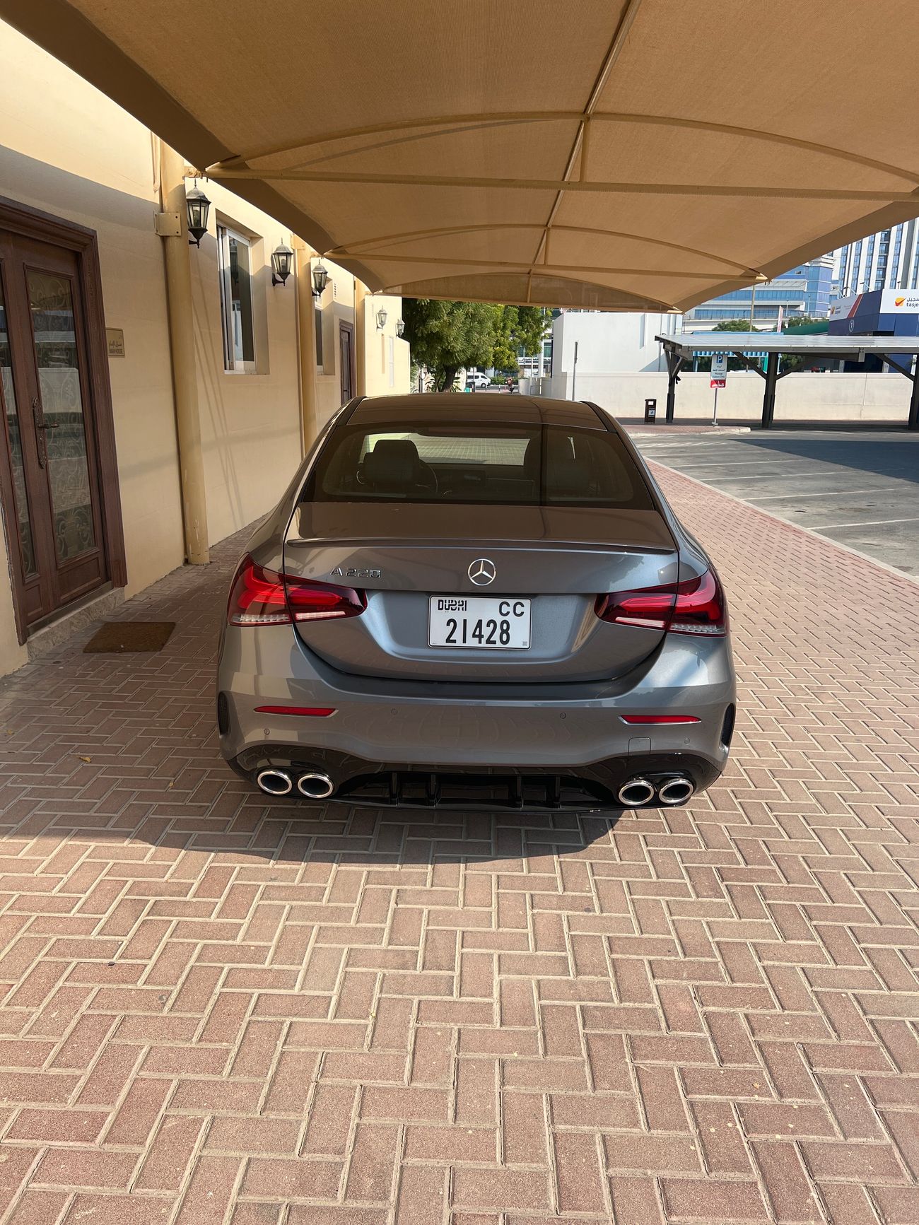 مرسيدس بنز A 220