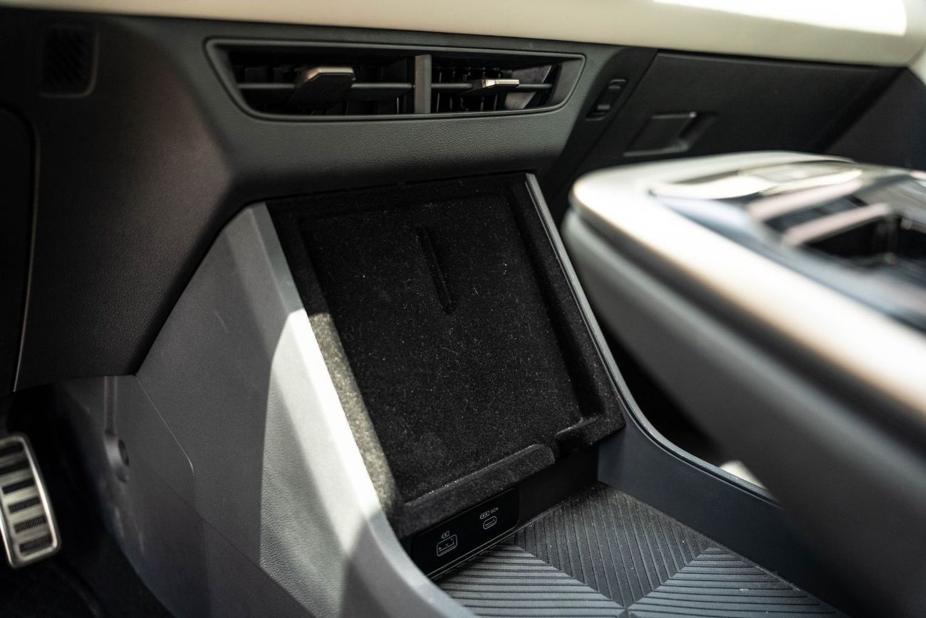 Jetour Dashing Flagship 2024 1.6L Turbo 4 Cylinders Full Service History GCC