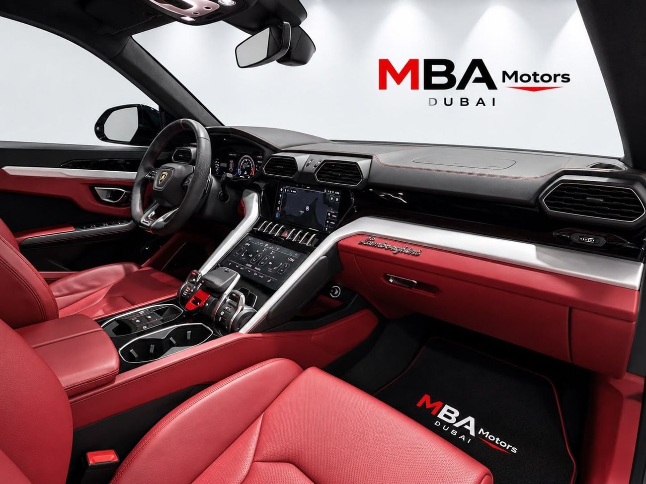 Lamborghini Urus STANDARD LOW MILAGE