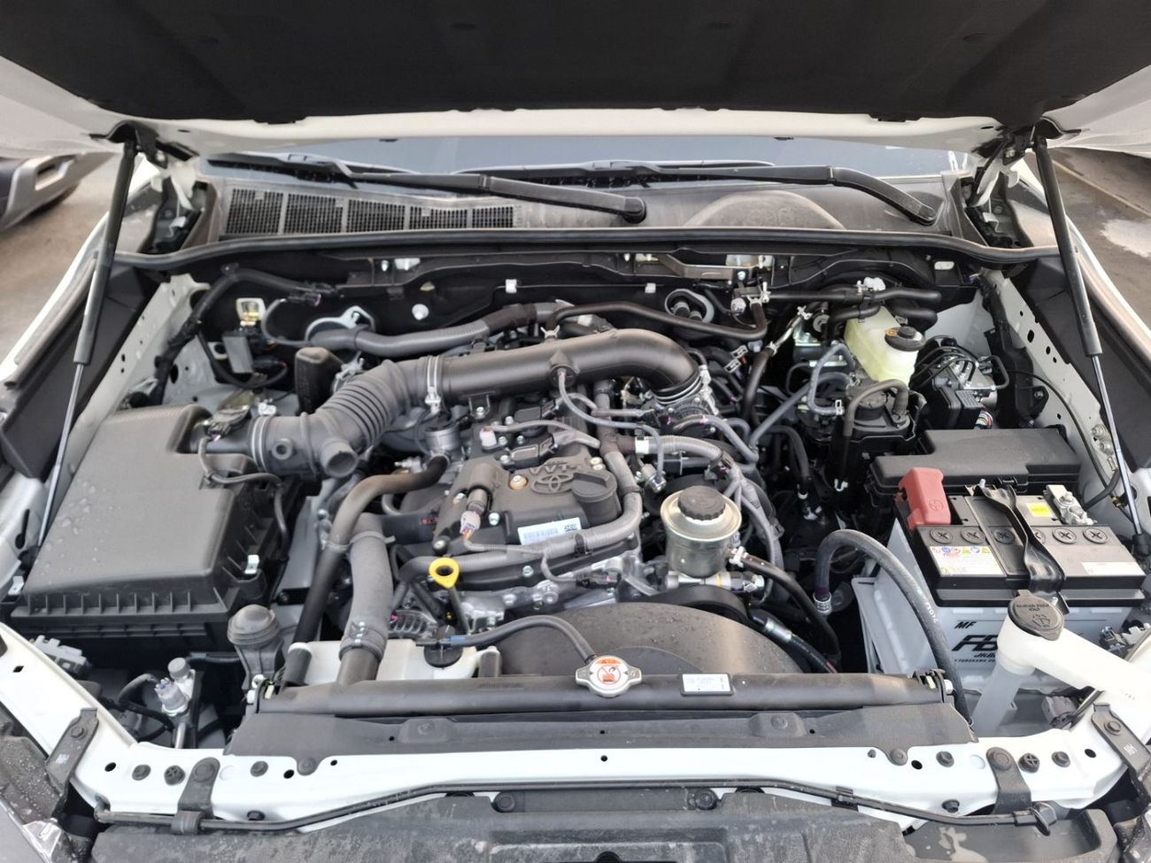 Toyota Hilux GLX 2.7L Double Cab Utility AWD