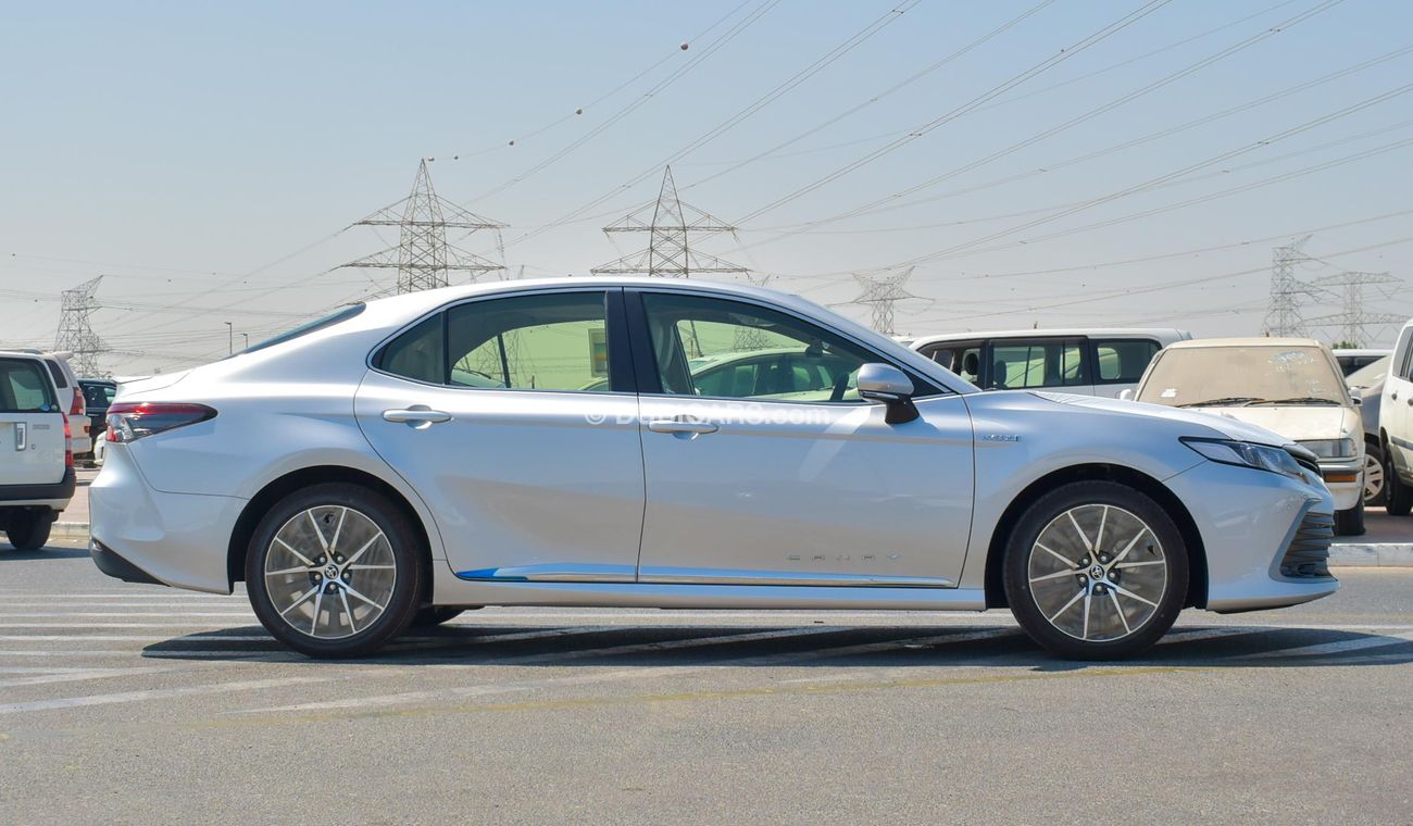 Toyota Camry GLE-X 2.5L  | Hybrid | 2022 | For Export Only