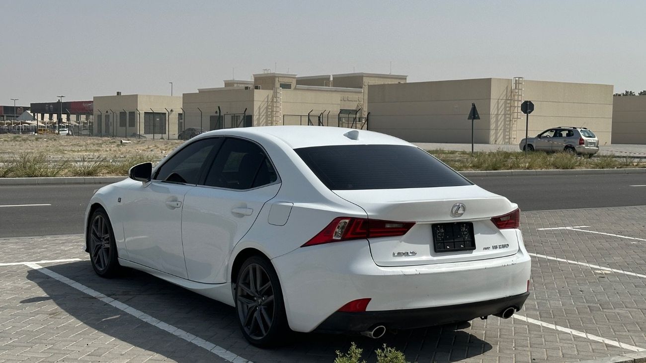 لكزس IS 250 F Sport 2.5L