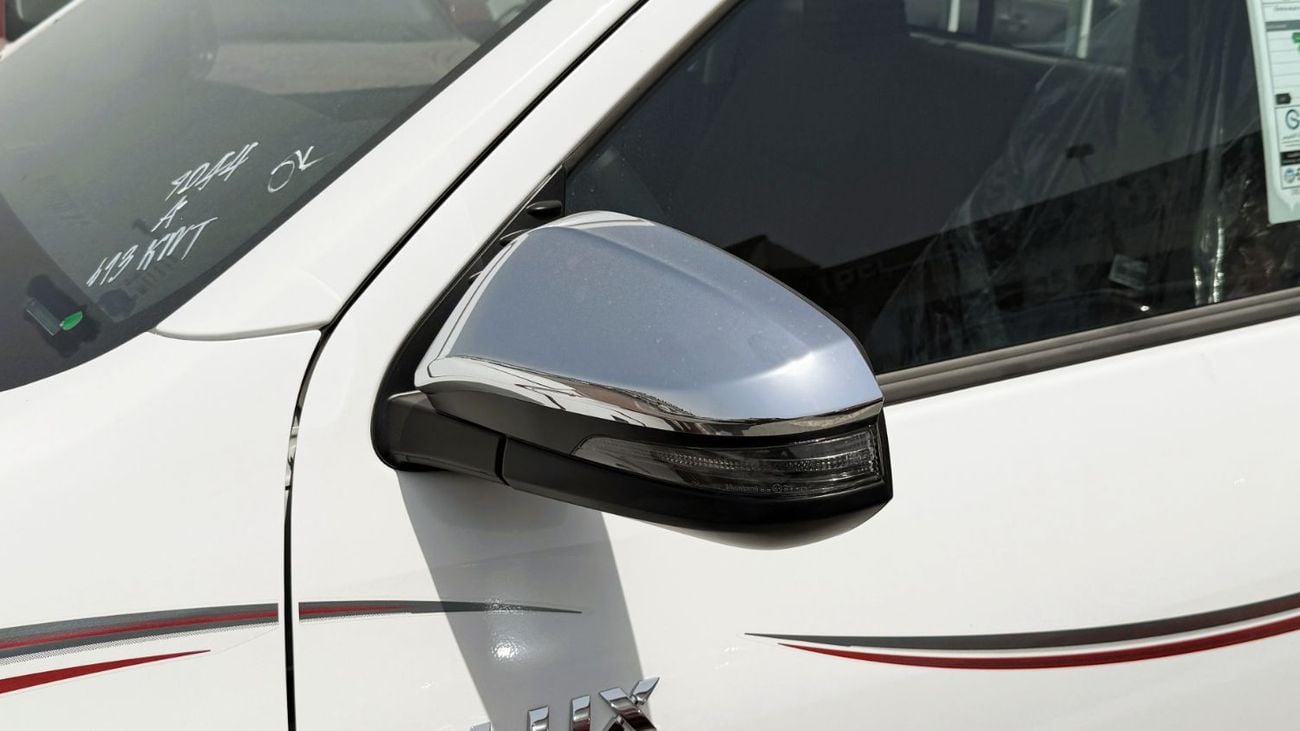 Toyota Hilux Toyota Hilux 2.7L Petrol MT SC 4x4 2025YM