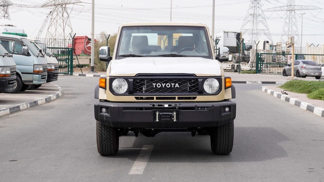 Toyota Land Cruiser 70 LX 4.0 L V6