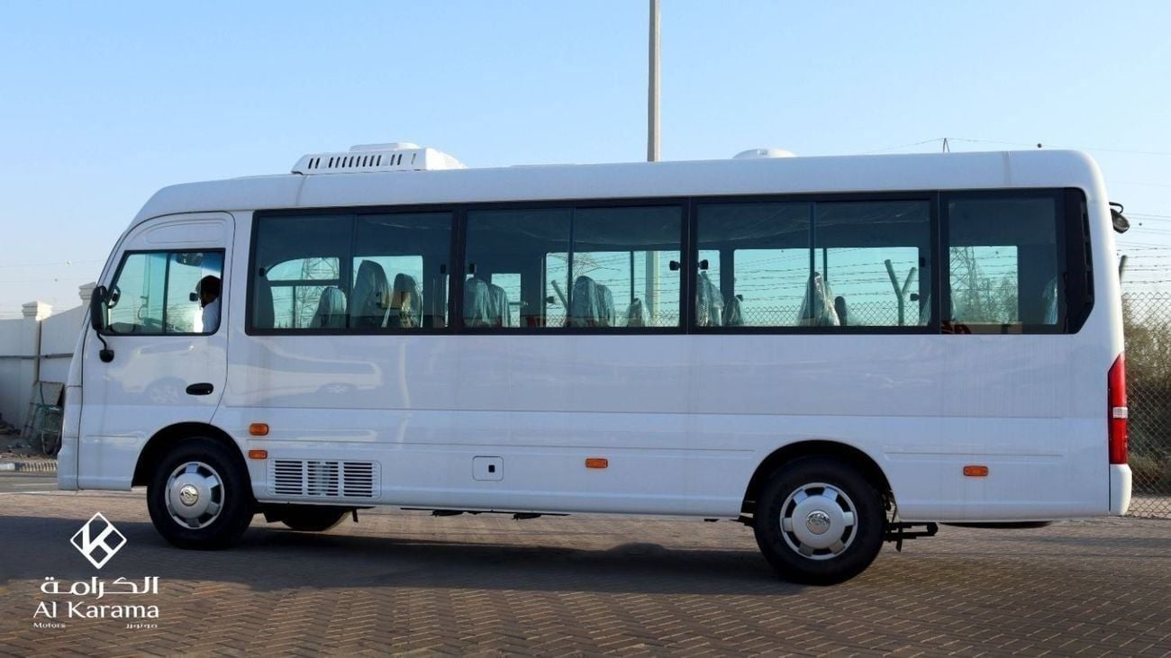 هيونداي كونتي 3.9Ltr Diesel, Manual Transmission, 29 Seater, Power Folding Door