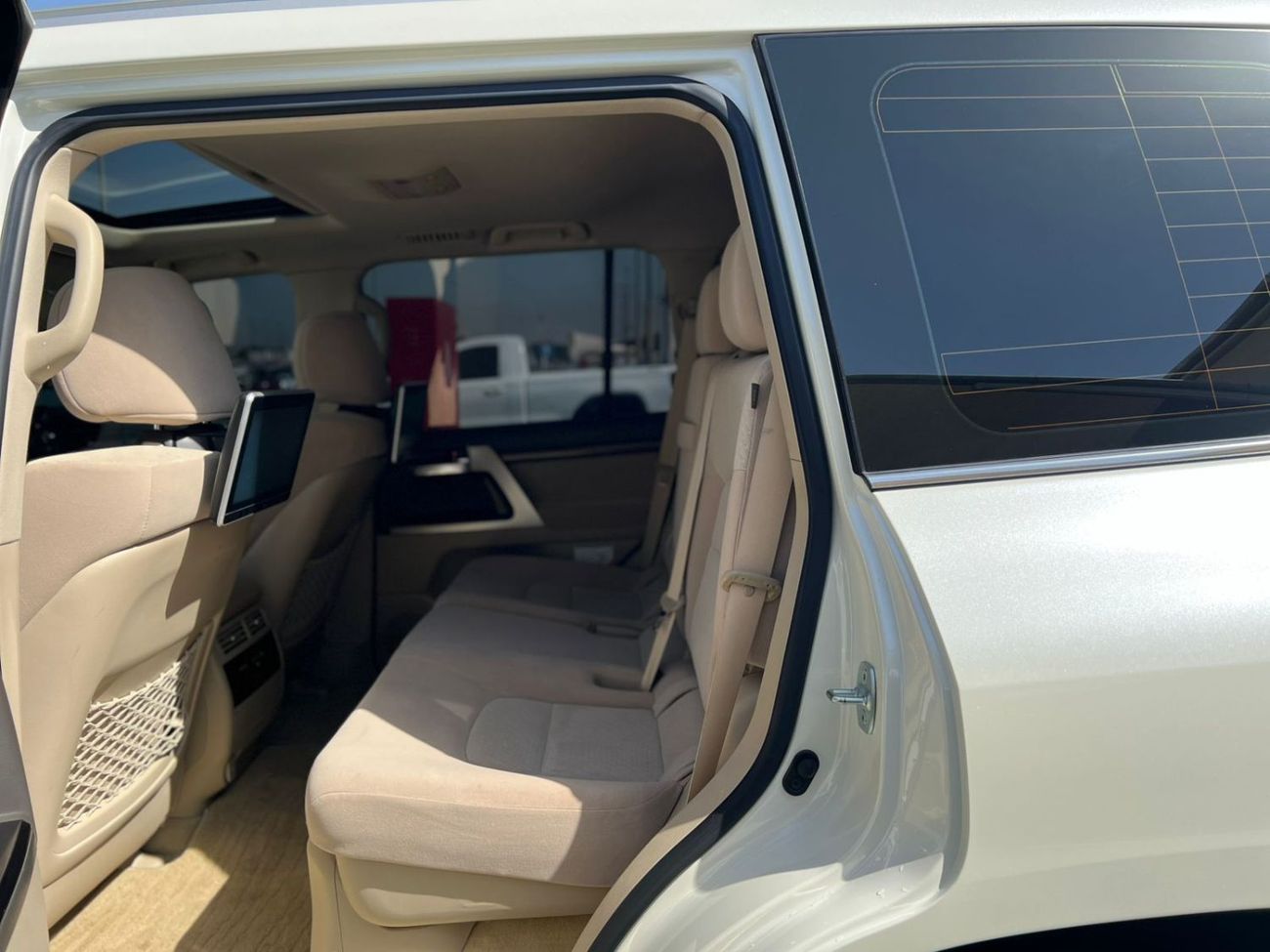 تويوتا لاند كروزر GXR 5.7 /V8