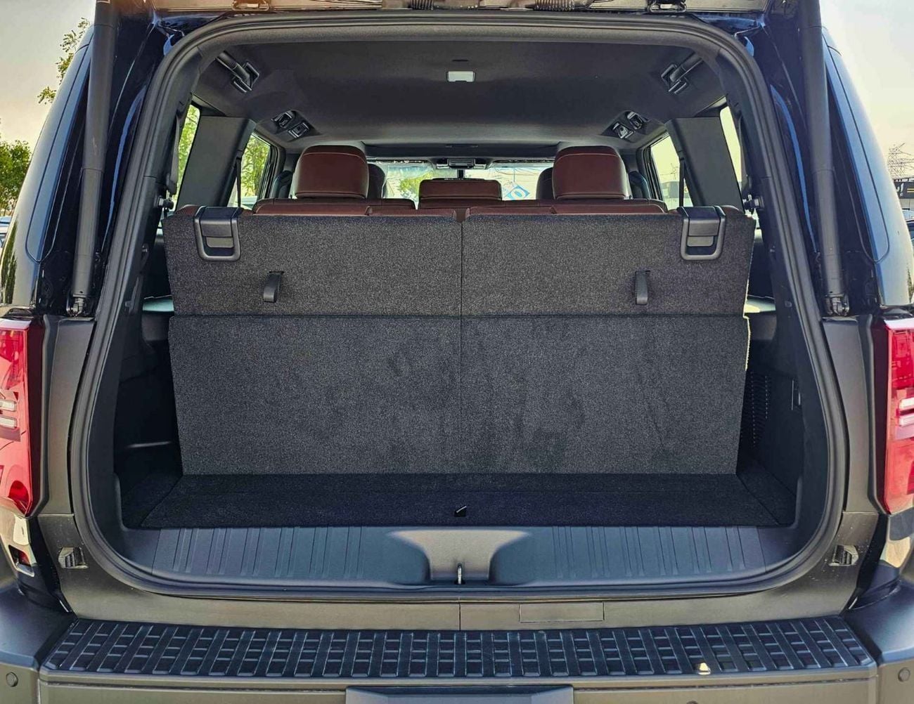 Toyota Prado ADVENTURE TURBO / 2.4L PETROL V4 / 10 ABG TOWING HITCH/LEATHER WITH FR PWR SEAT (CODE # PTADV2)