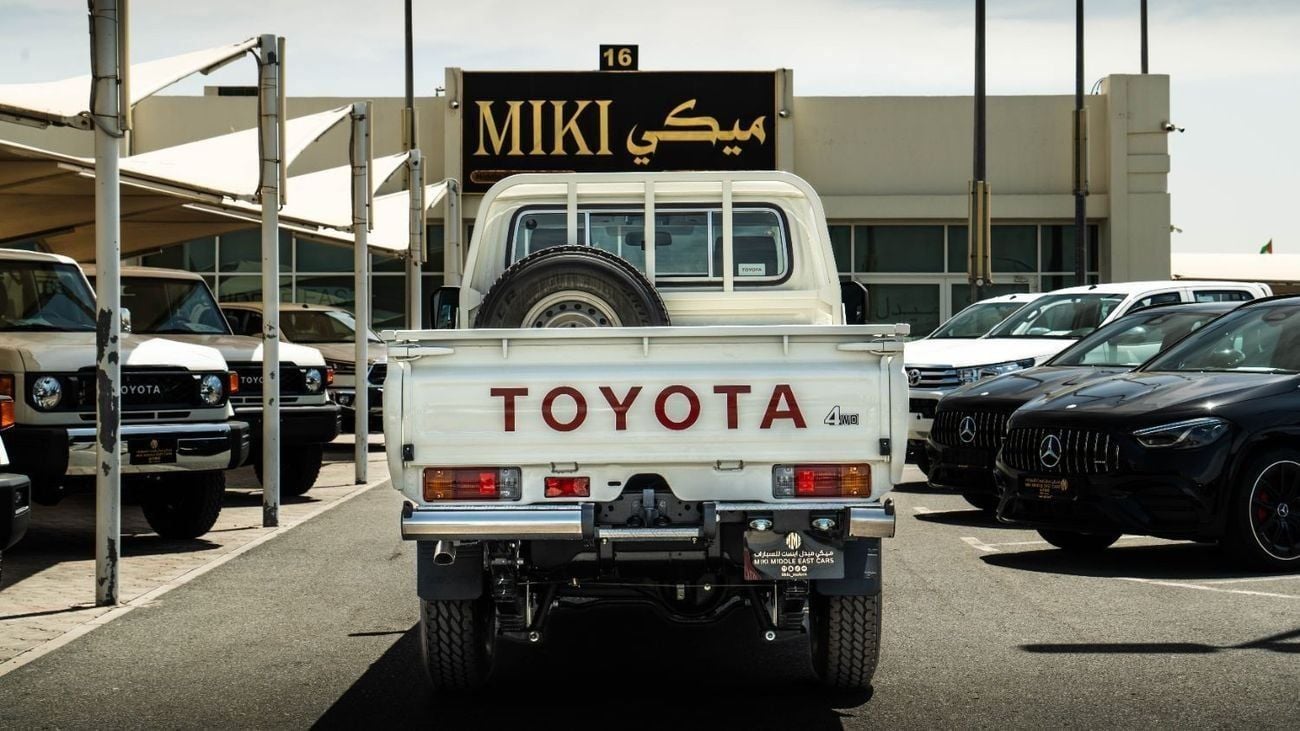 Toyota Land Cruiser Pick Up LC 79 | 2.8 L | AT | Single Cabin	| Automatic | Diesel
