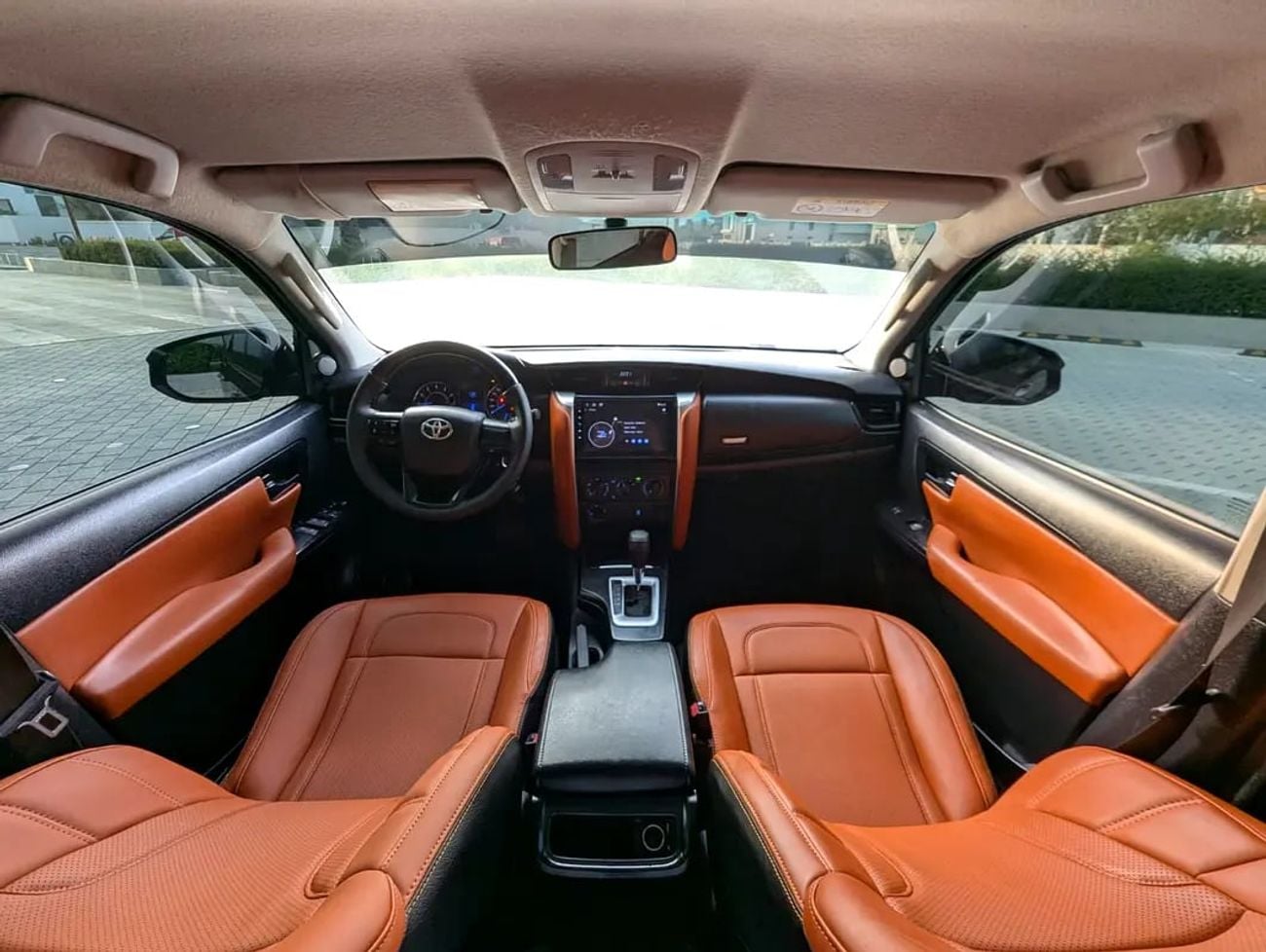 Toyota Fortuner EXR FACELIFTED GCC V4 2.7L 4X4 IN PERFECT CONDITION