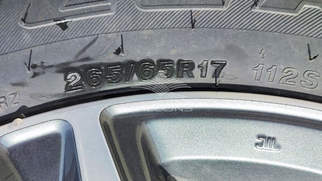 تويوتا فورتونر Toyota/FORTUNER DIESEL / 2.4L COMFORT 4X4 6AT