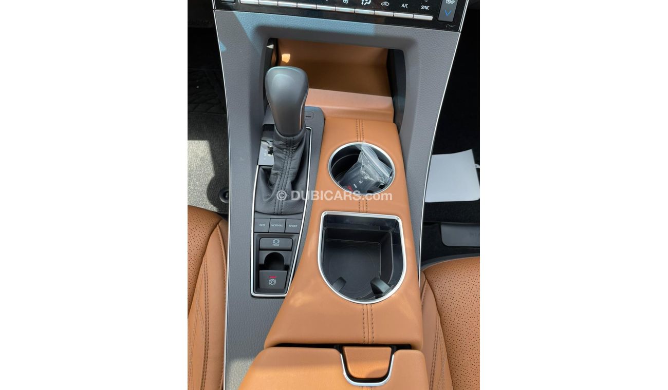 تويوتا افالون تويوتا أفالون ليمتد 3.5 لتر موديل 2021 فول اوبشن مقاعد بذاكرة سقف بانوراما خليجى للتصدير