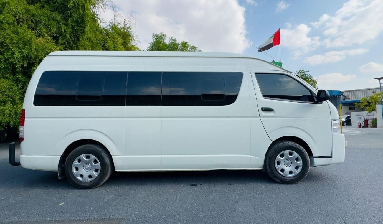 Toyota Hiace EXCELLENT CONDITION | RHD | 2016 | 3.0L DIESEL ENGINE | (AT) | 14 SEATERS