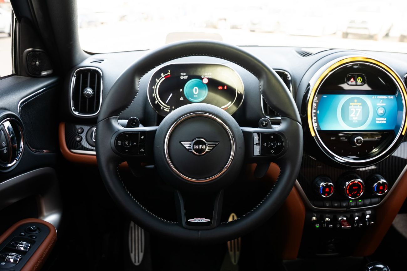Mini Cooper S Countryman JCW Kit Agency Warranty Full Service History 2024 GCC 2.0L Turbo