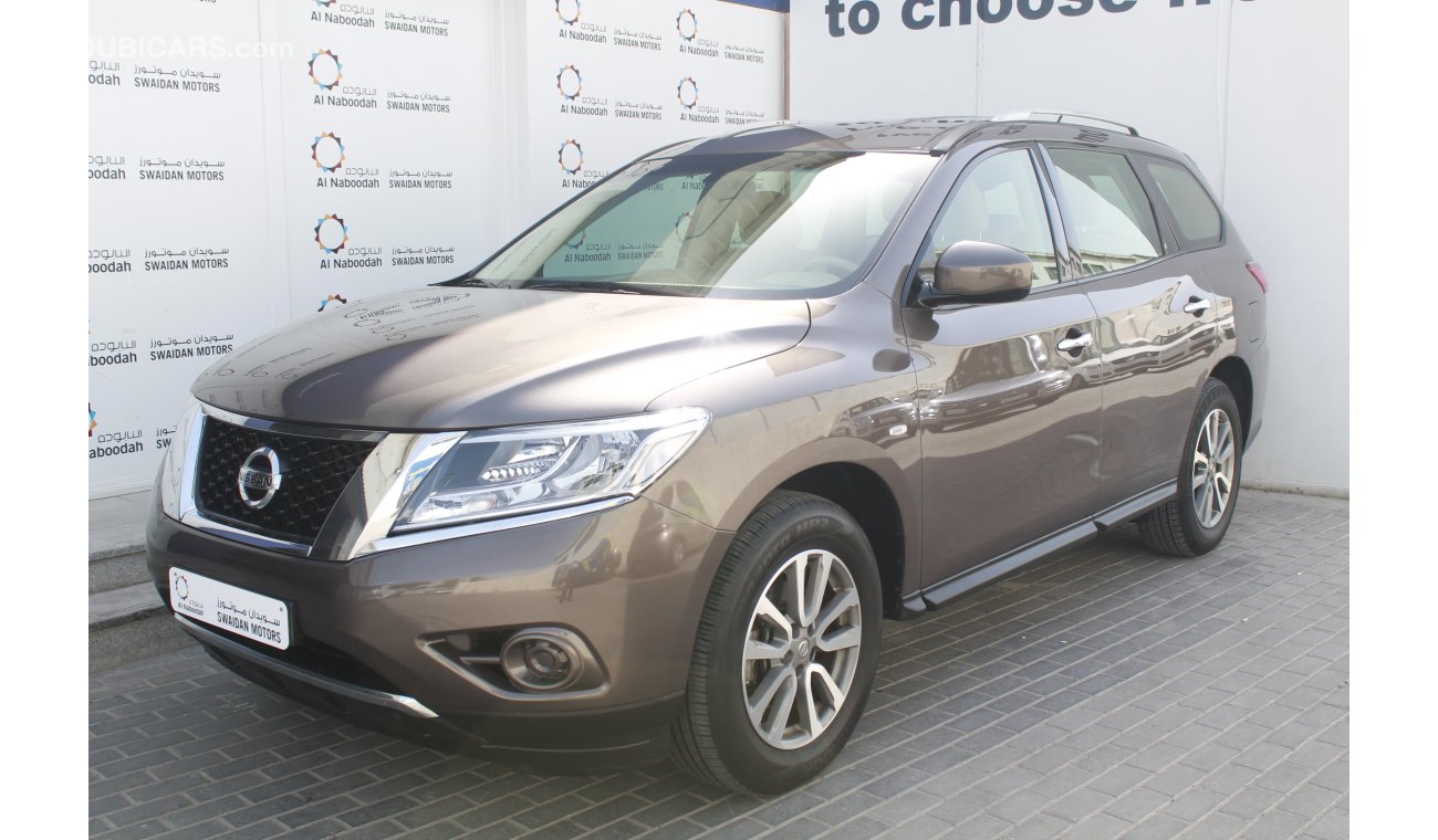 Nissan Pathfinder 3.5L V6 4 WD 2015 MODEL