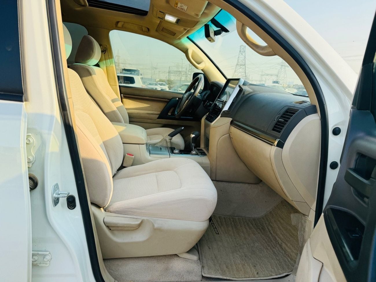 Toyota Land Cruiser Toyota landcuriser Years 2020 Diesel GXR1 4.5L full option GCC V8