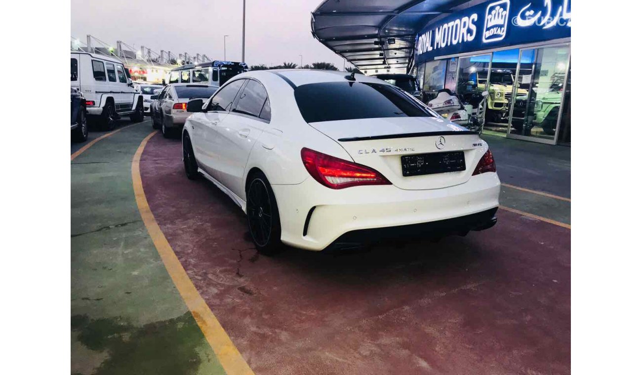 Mercedes-Benz CLA 45 AMG