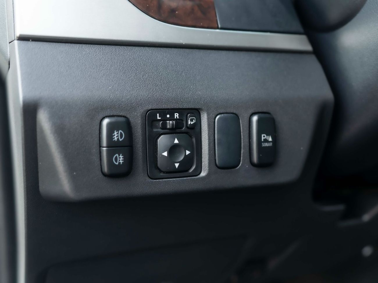 ميتسوبيشي باجيرو GLS 3.8L