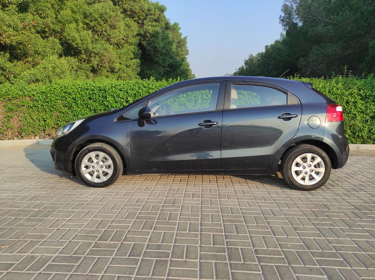 كيا ريو Kia Rio 2015 1.4 Gcc full automatic