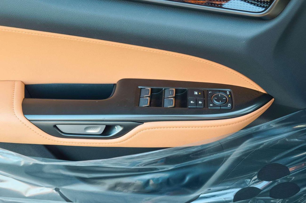 لكزس NX350h LEXUS NX350 2.4L AWD PETROL SUV 2025