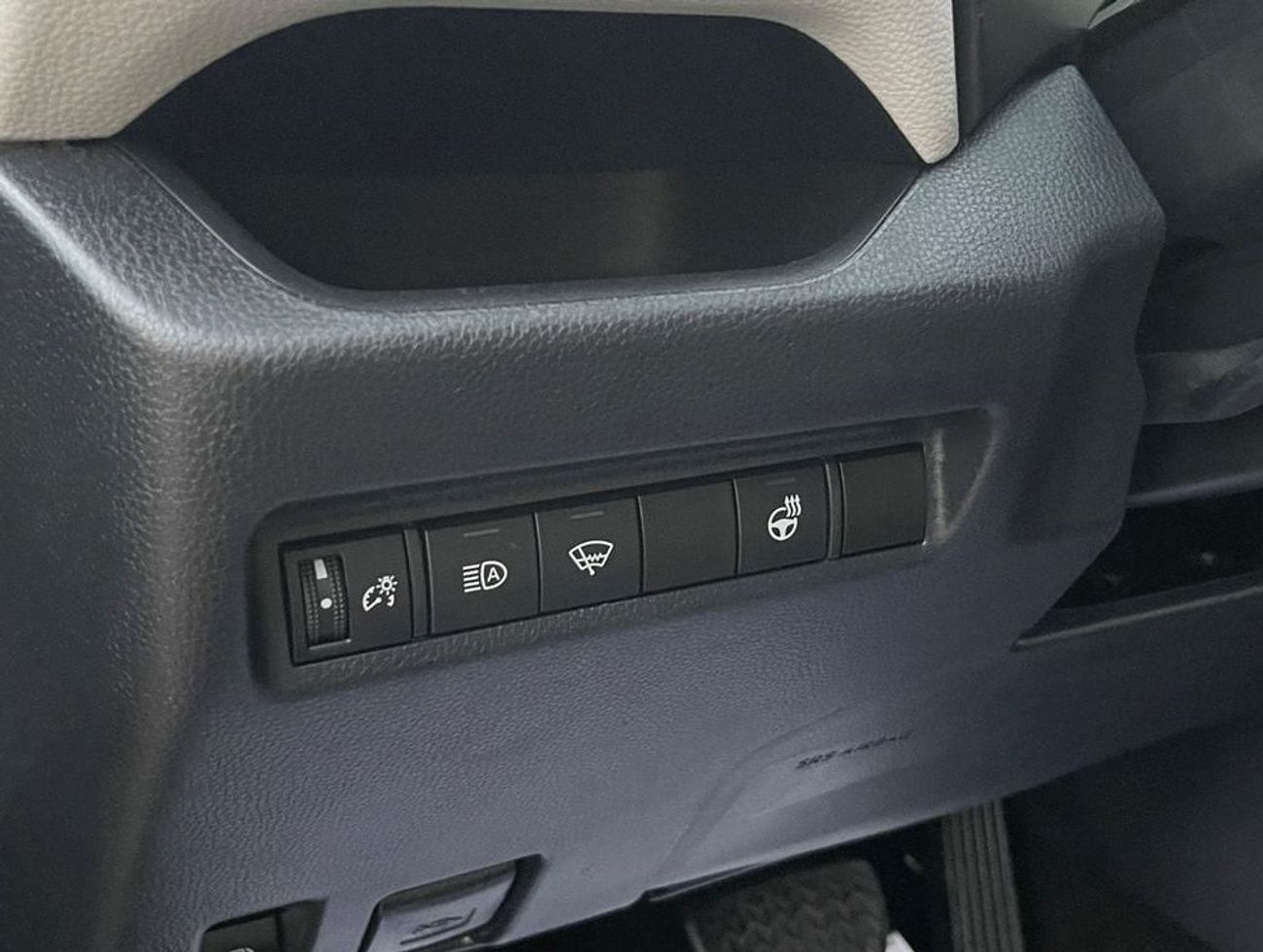 Toyota RAV4 XLE 2.5L 2020 TOYOTA RAV4 XLE HYBRID FULL OPTIONS IMPORTED FROM USA