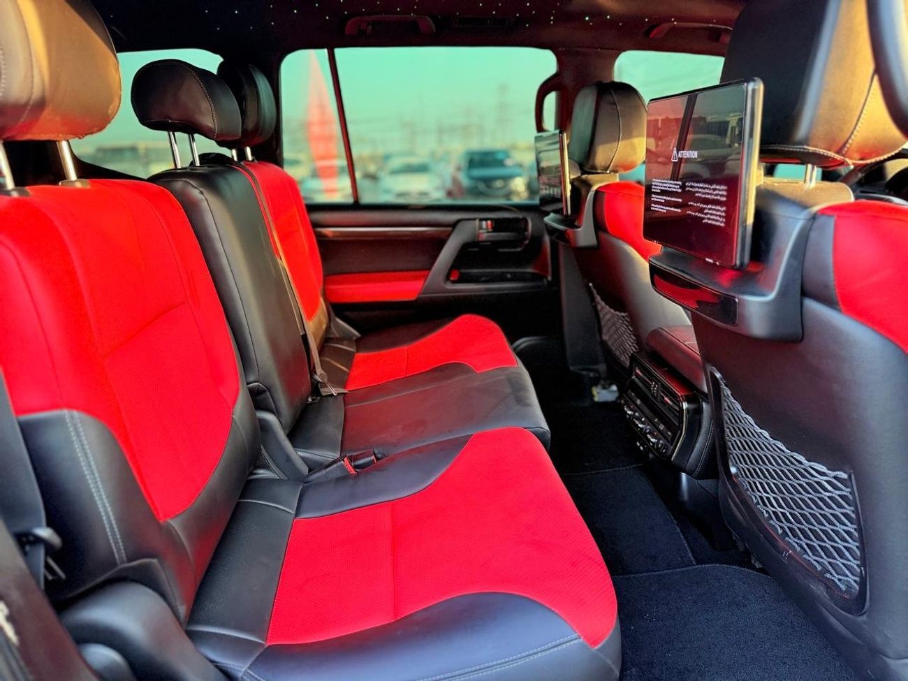 Toyota Land Cruiser GXR+ 4.0L Toyota landcuriser Years 2016 V6 GXR 4.0L upgrade interior & exterior 2025 full option