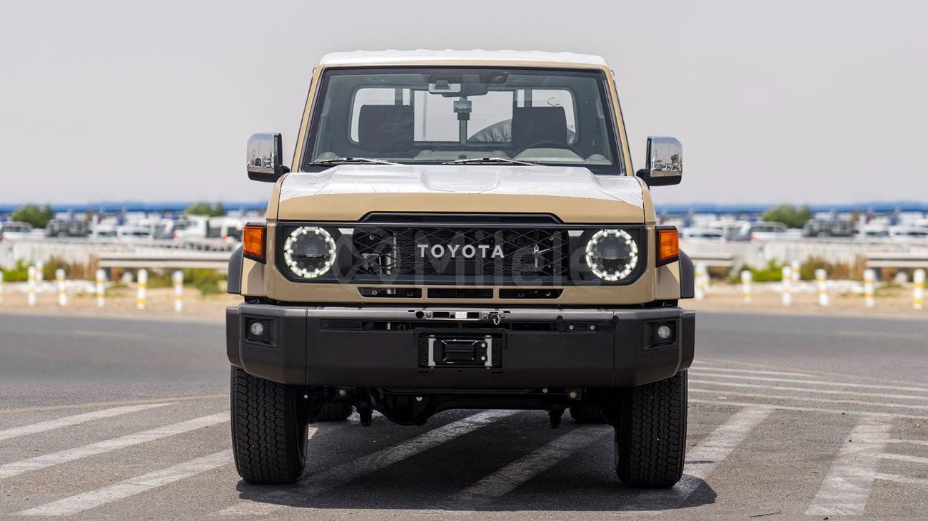Toyota Land Cruiser Pickup 70 Toyota Land Cruiser LC79 SC LX | EXPORT ONLY