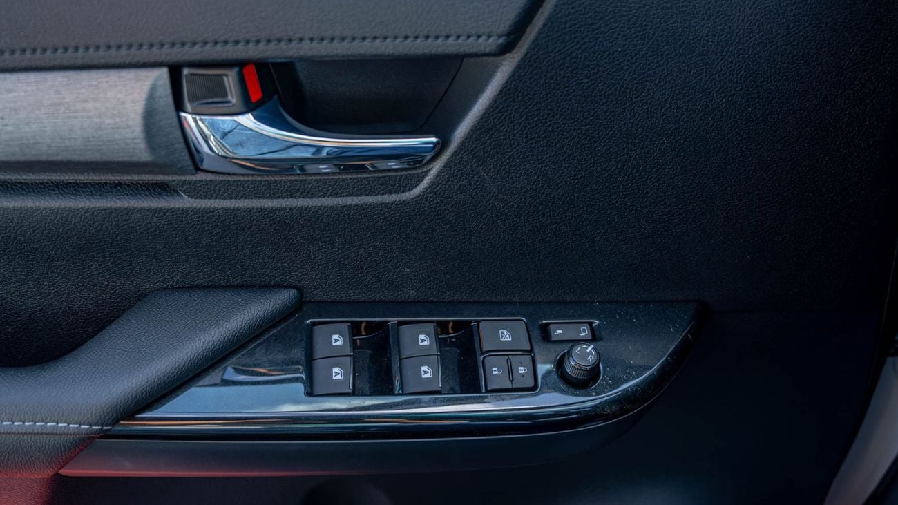 تويوتا هيلوكس 2026 Toyota Hilux Adventure 4.0L AT Petrol (White)