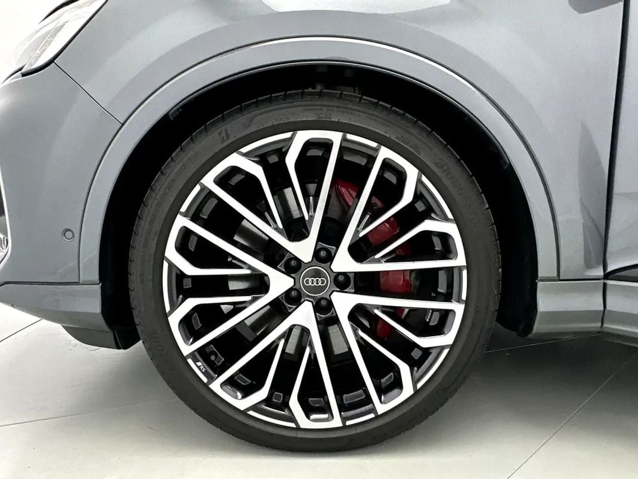 Audi SQ7 SUV TFSI 507hp (Ref# 011647)