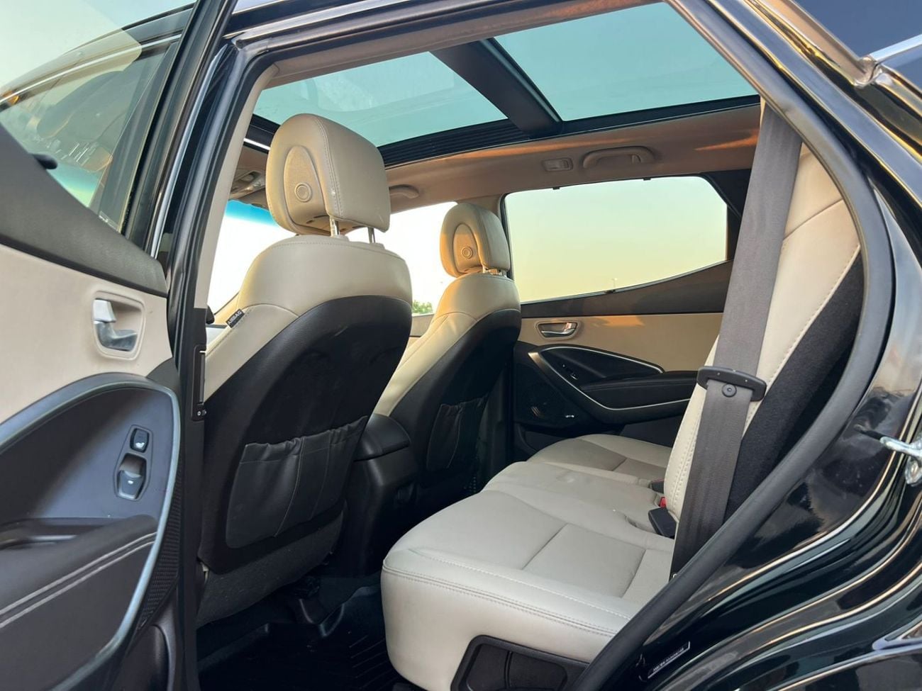 Hyundai Santa Fe SPORT (NON GCC) 2018 Hyundai Santafe Fe Full Options 2.0T V4 AWD 4x4 - Panoramic View - 360* 5 CAM -
