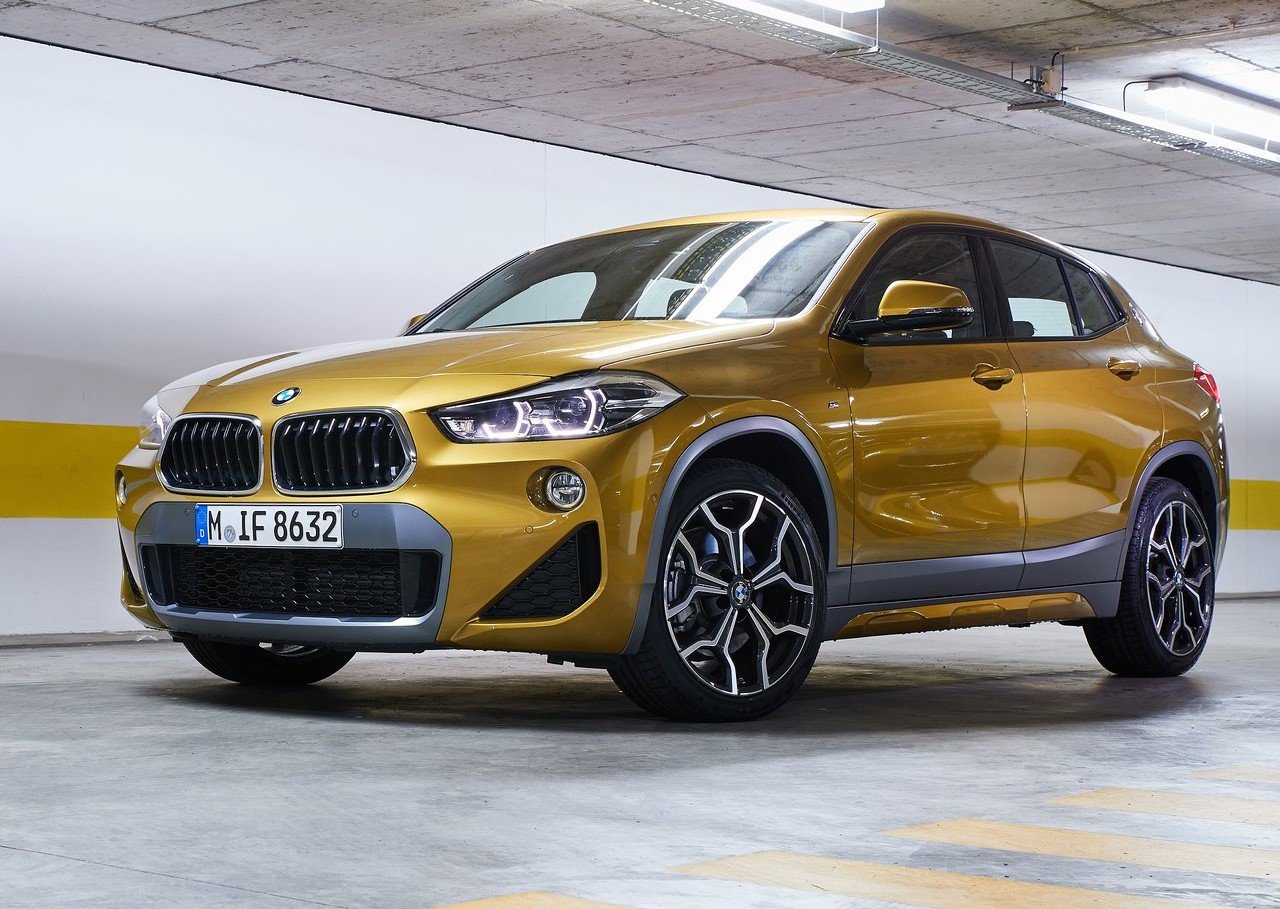 BMW X2 exterior - Front Left Angled