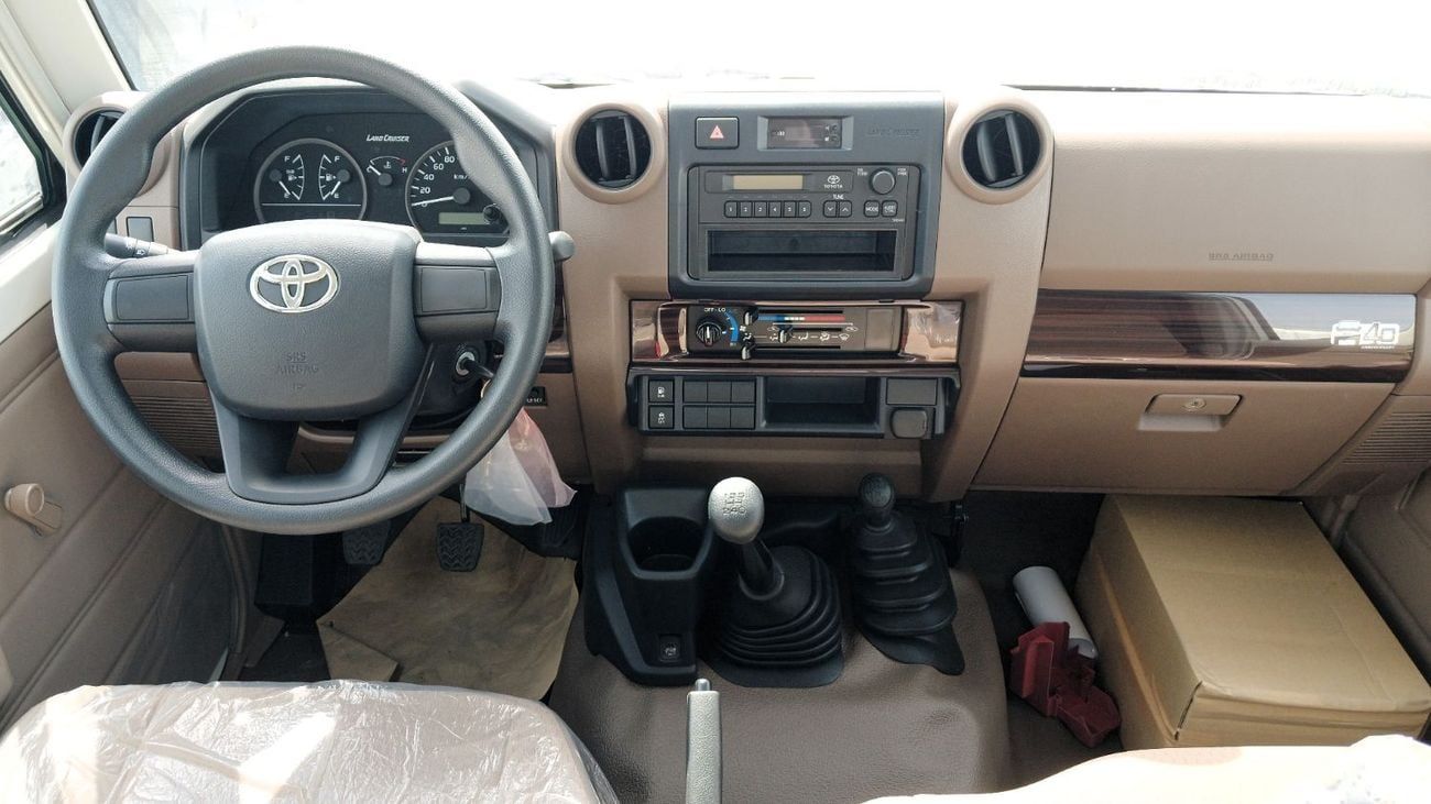 Toyota Land Cruiser Pick Up Toyota LC79 2.8L Diesel Manual SC Pickup 2025YM