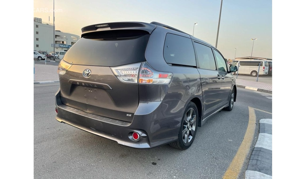 Toyota Sienna SE LIMITED START & STOP ENGINE AND ECO 3.5L V6 2016 AMERICAN SPECIFICATION