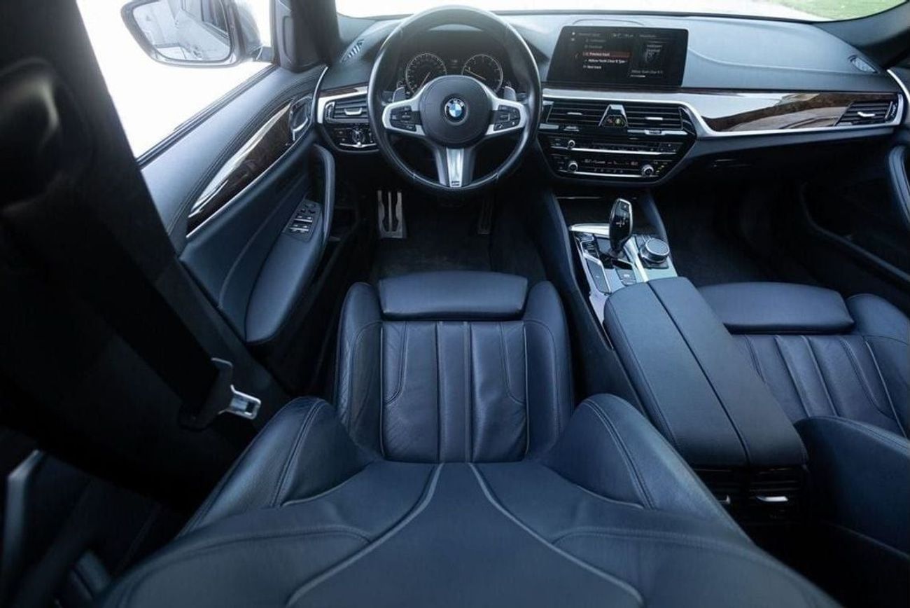 BMW 530i M Sport 2.0L BMW 530i M-Sport 2017 GCC under Warranty with Flexible Down-Payment.