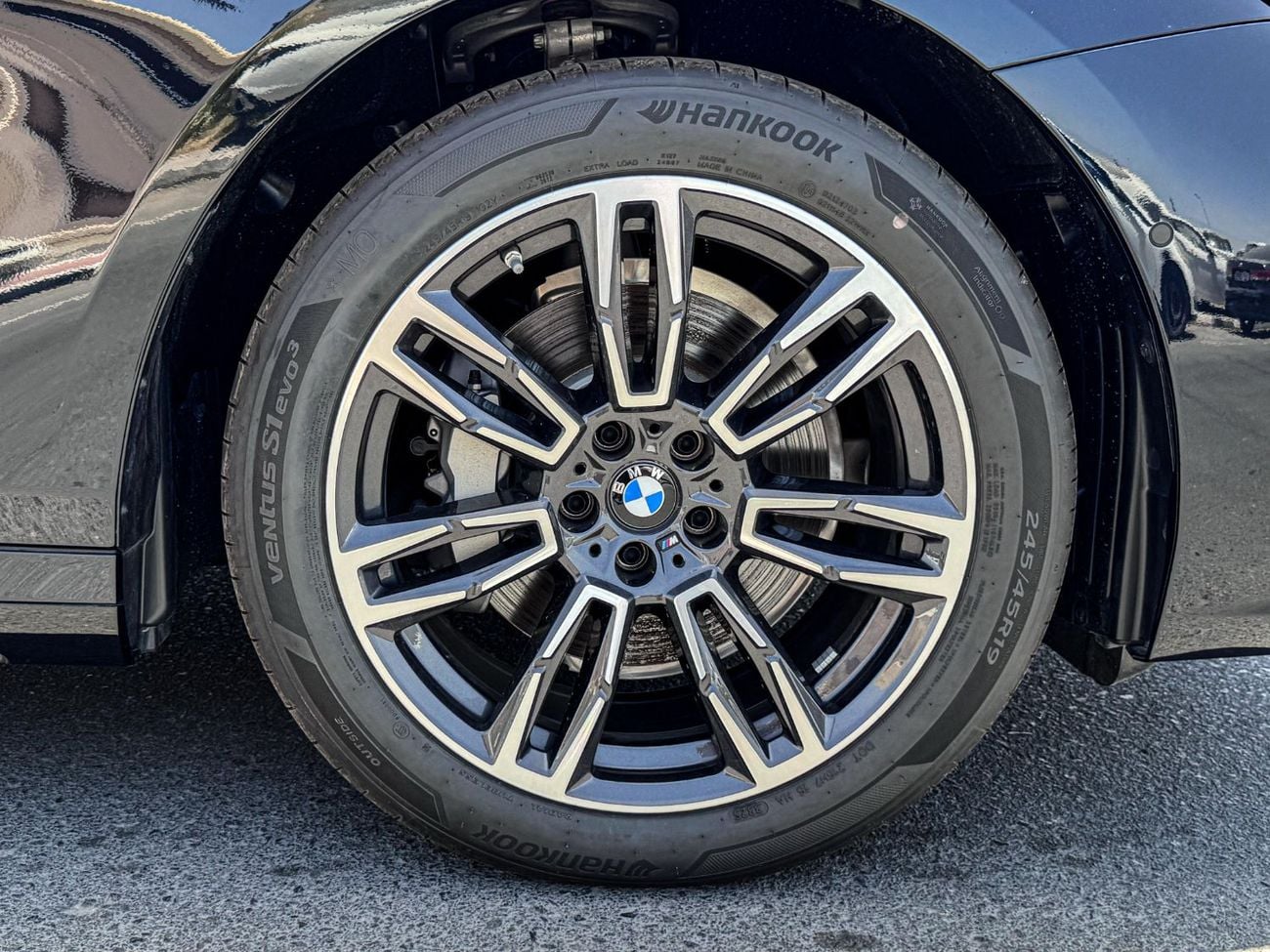 BMW 530i BMW 5-Series 530i M 2026 Automatic 0 Km 4 Cylinder Rear Wheel Drive (RWD) Sedan