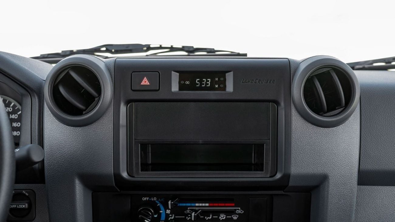 Toyota Land Cruiser 70 