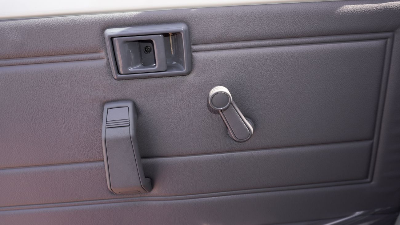 Toyota Land Cruiser 70 2.8 DIESEL 2025