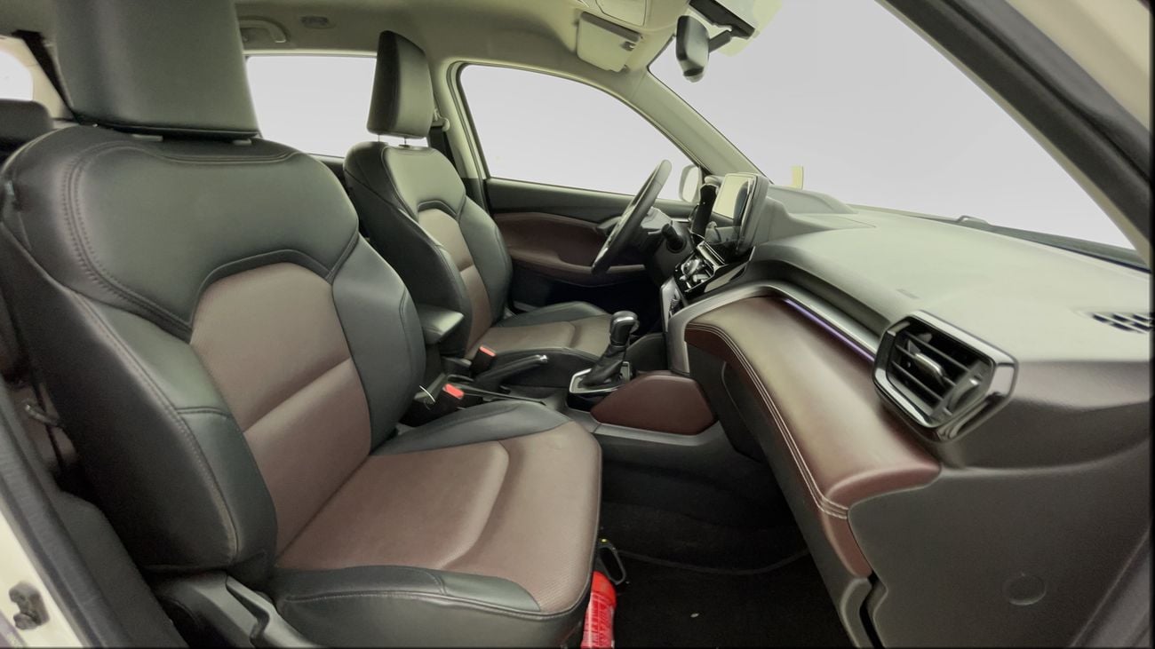 تويوتا أوربان كروزر GLX 1.5 | بدون دفعة مقدمة | اختبار القيادة في المنزل