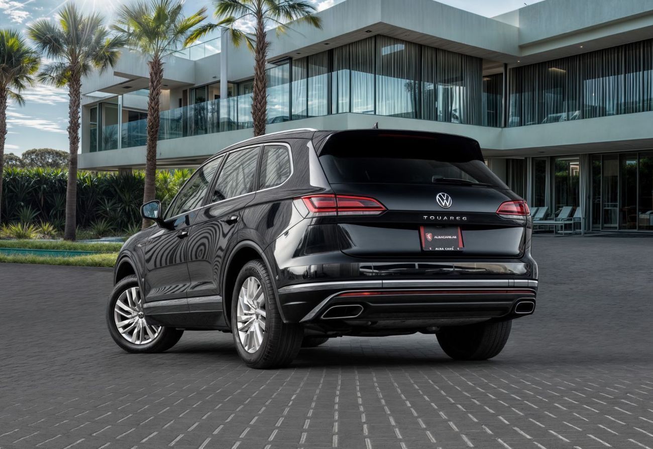 Volkswagen Touareg | 2,634 P.M | 0% Downpayment | Full VW History | Panoramic Roof!