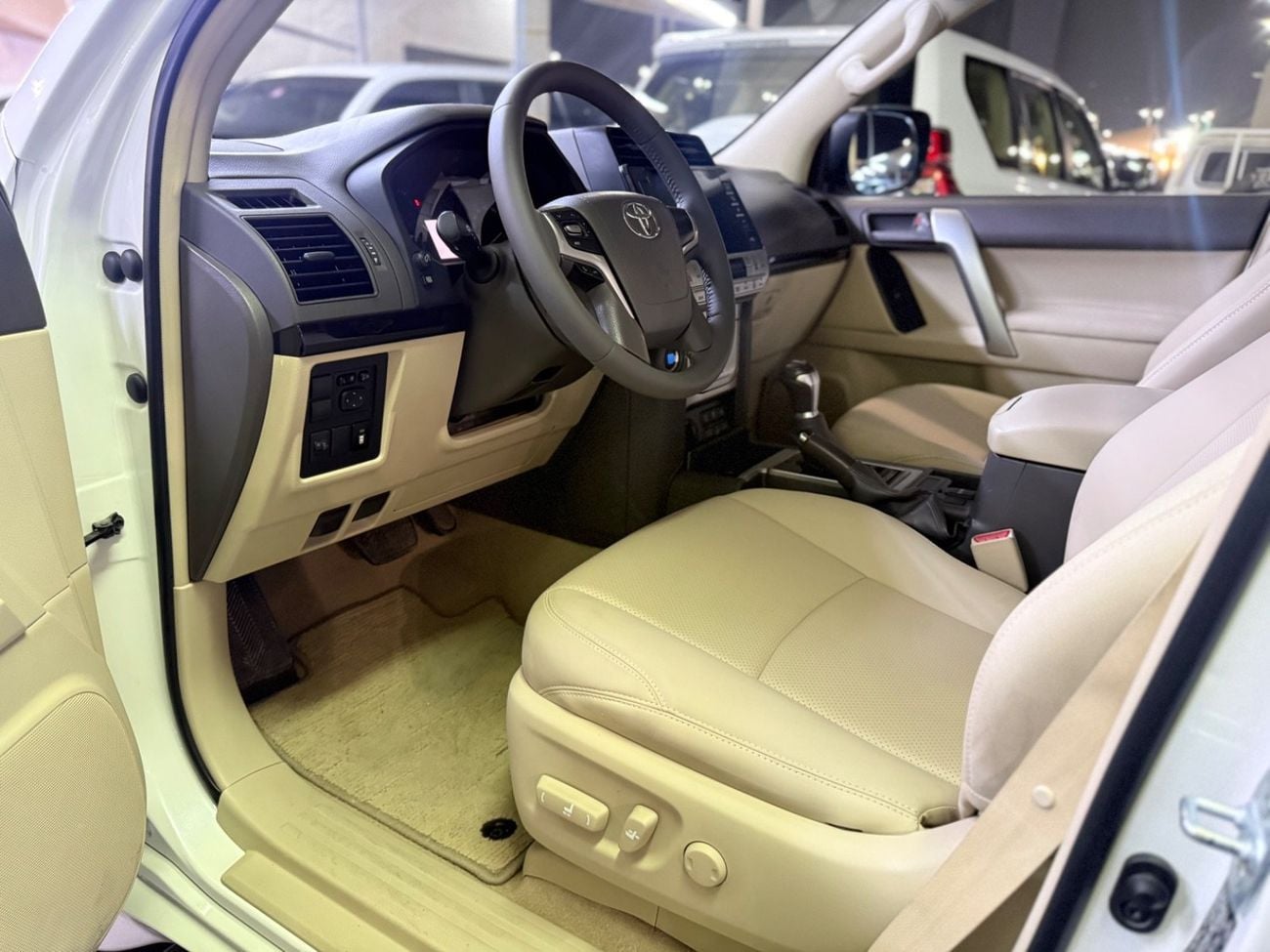Toyota Prado GXR 4.0L 4WD