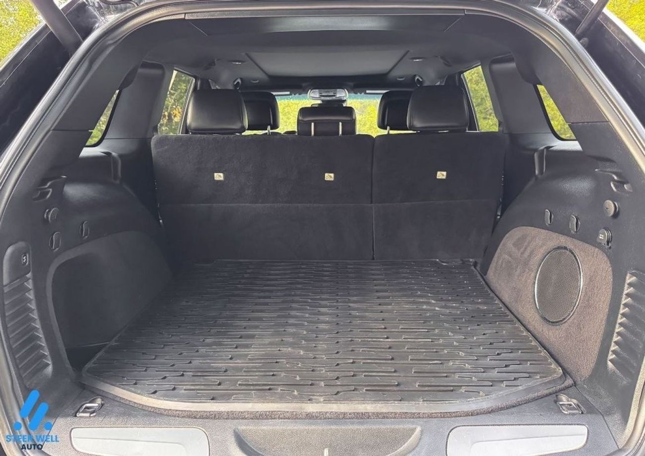 Jeep Cherokee Limited 3.2L / 2019 / Ready to Drive / Book Now!