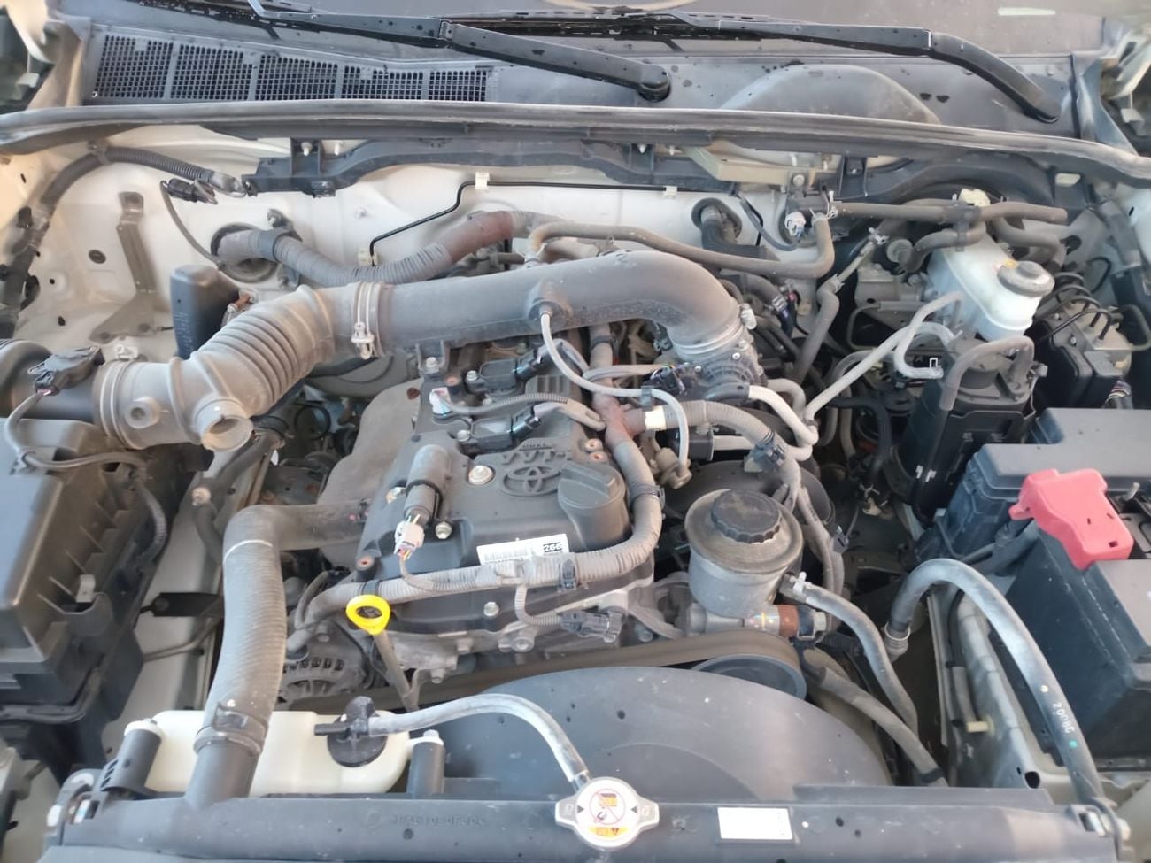 تويوتا هيلوكس DC 2.7L 4WD PETROL MANUAL TRANSMISSION