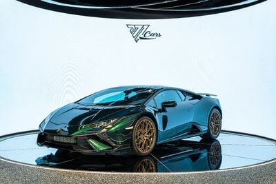 Lamborghini Huracan TECNICA 2023 Lamborghini Huracán | 5.2L Naturally Aspirated V10 | 6,900 KM | Warranty & Service