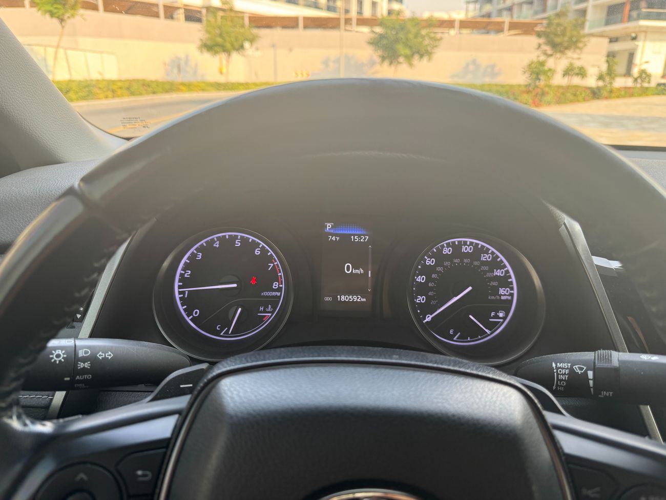 Toyota Camry SE 2.5L (204 HP)