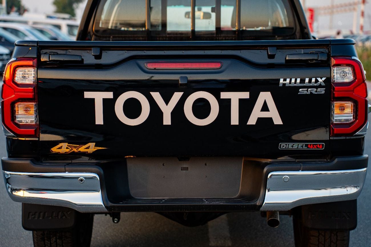 تويوتا هيلوكس TOYOTA HILUX  Diesel 2.4 2026 Full auto Black to black