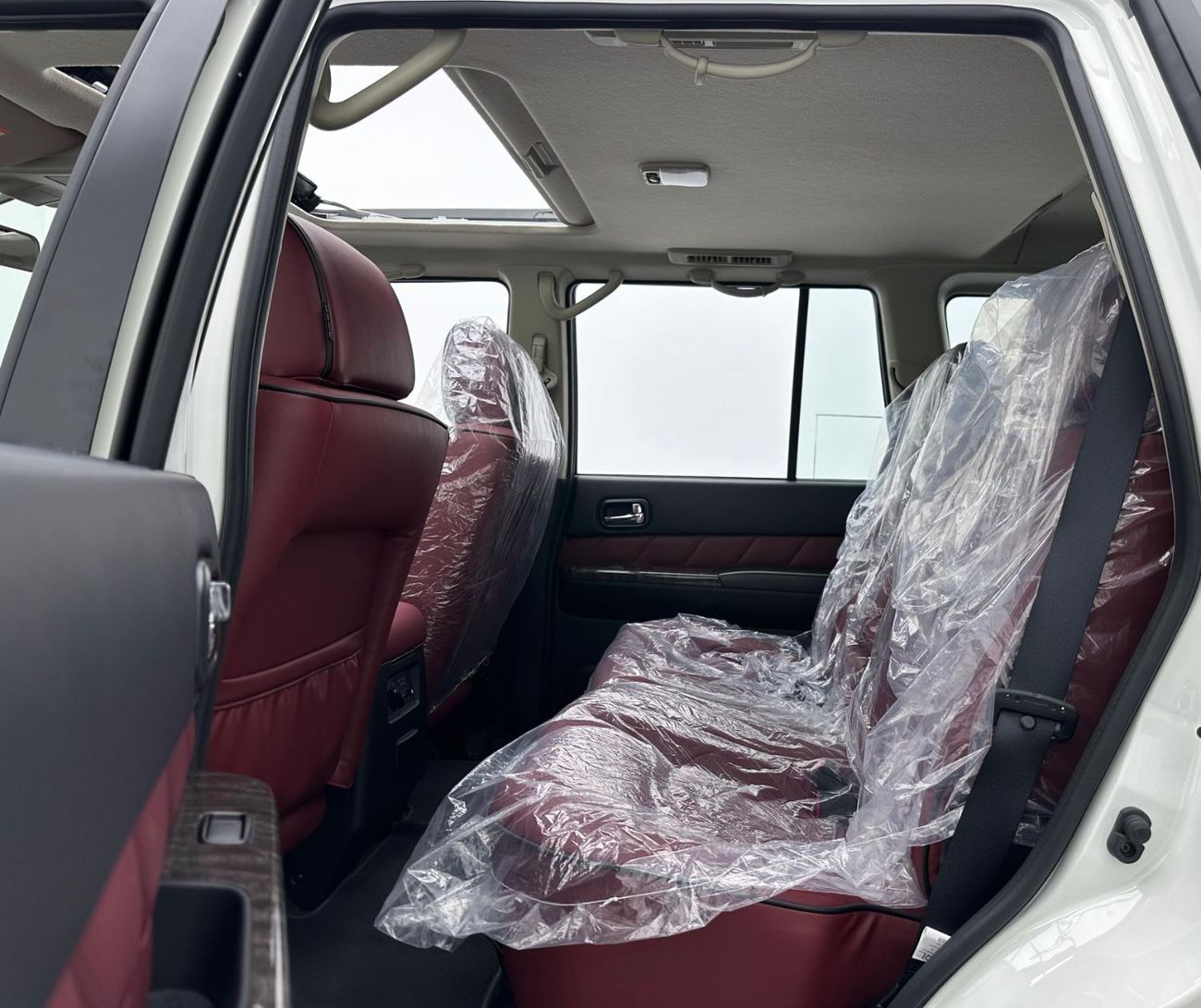 Nissan Patrol Super Safari 2024 Nissan Patrol Super Safari Al Ostoura, 2029 Agency Warranty, Agency FSH, GCC