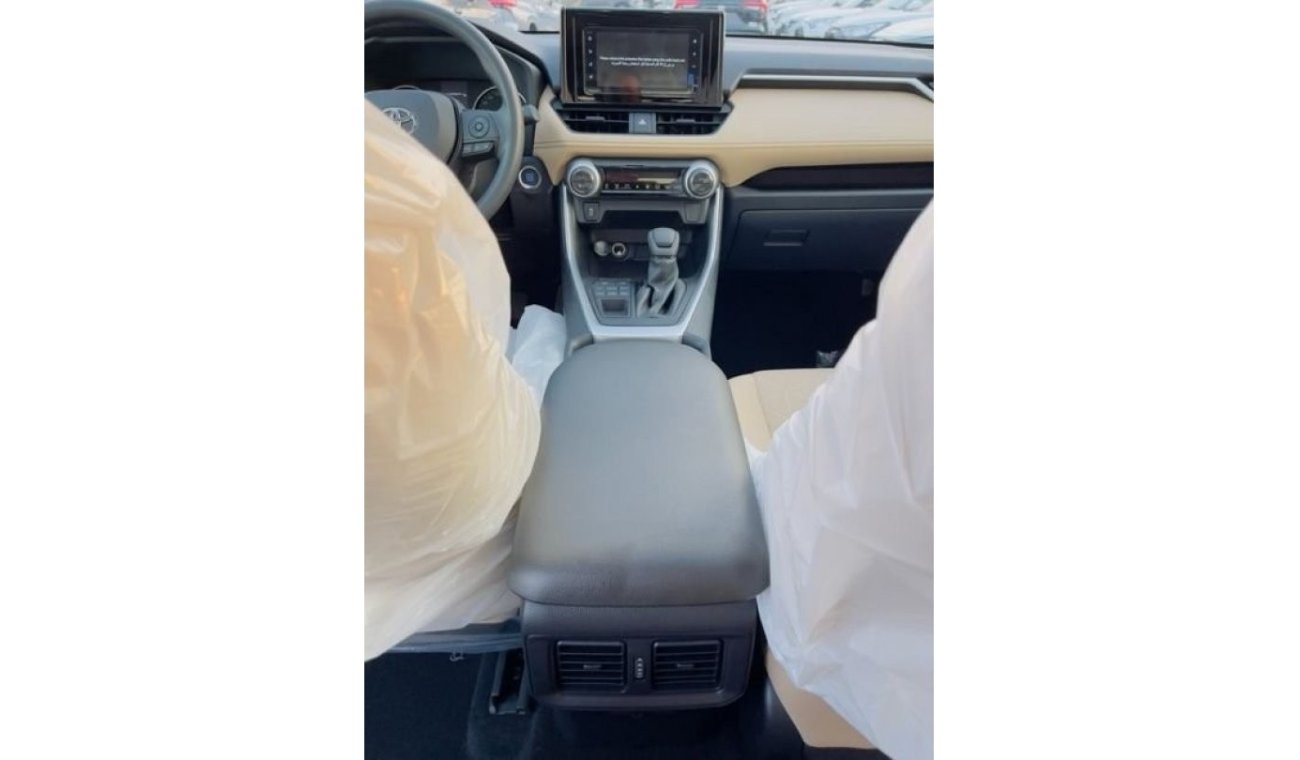 تويوتا راف ٤ Toyota RAV4 2.0L XLE 4x4 AT