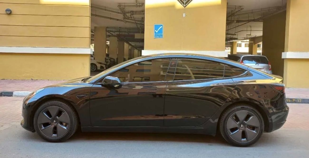Tesla Model 3 Rear-Wheel Drive 2022 GCC LOW MILEAGE WITH TESLA AGENCY WARRANTY TILL 2030 IN MINT CONDITION