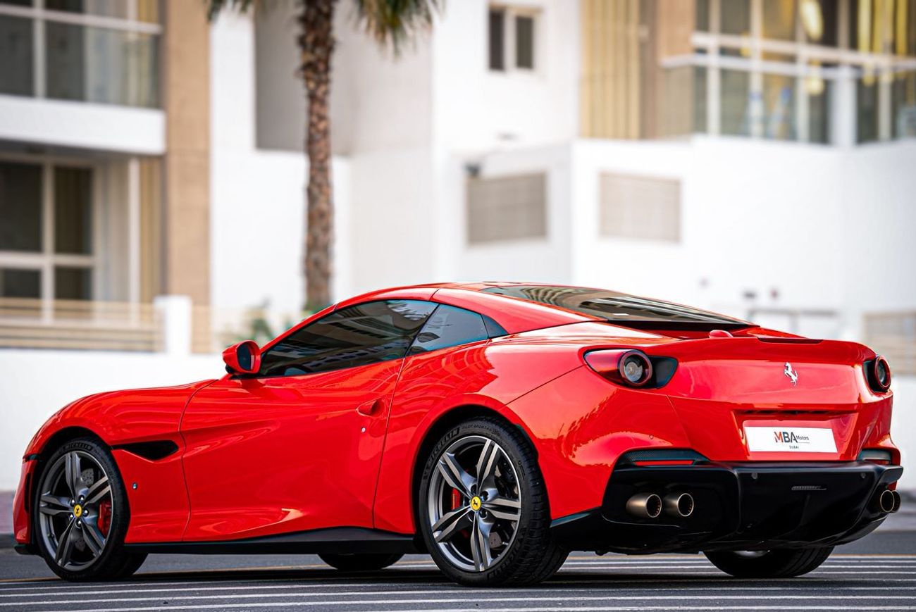 فيراري بورتوفينو Std 3.9L