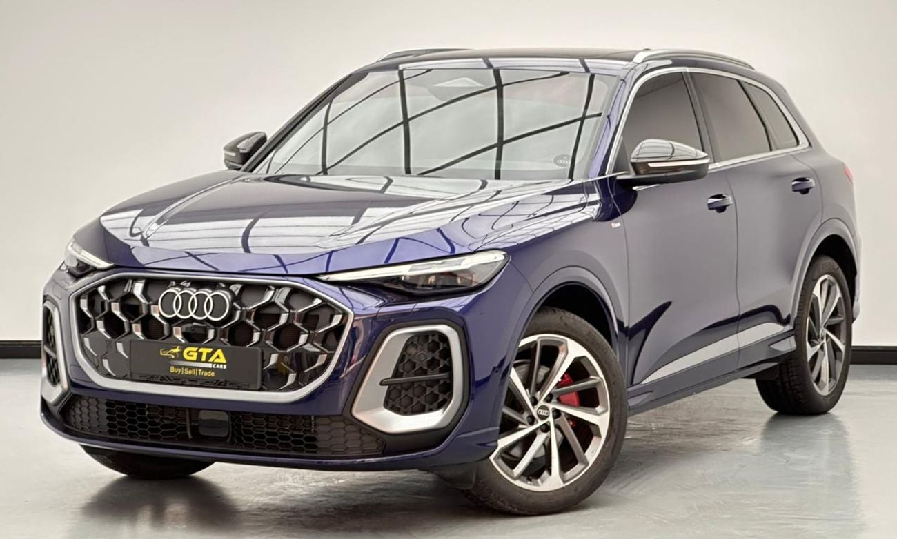 Audi Q5 2025 Audi Q5 S-Line 45 TFSI Quattro, 01/2029 Audi Warranty, 01/2031 Audi Service Contract, GCC